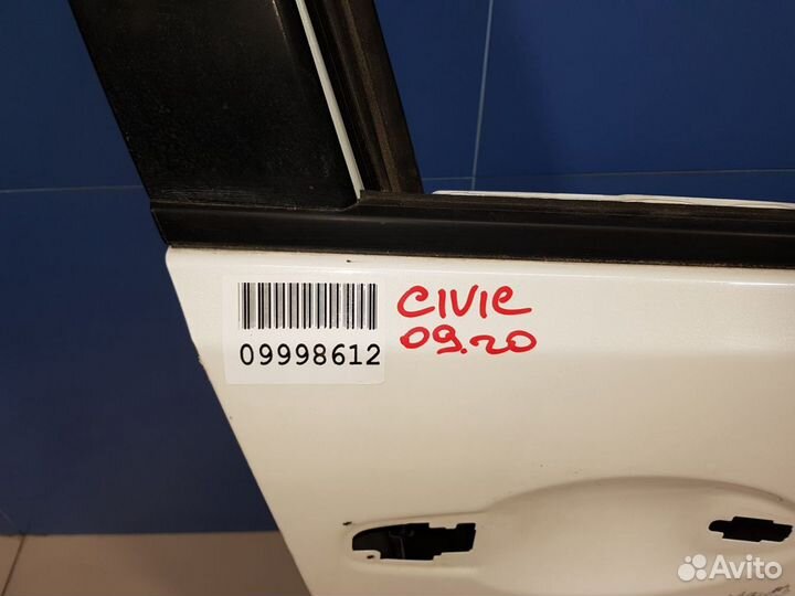 Дверь правая передняя Honda Civic 5D 2011-2016