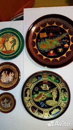 Настенная тарелка