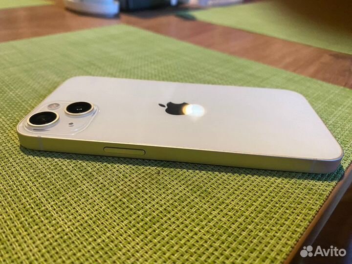 Мобильные телефоны бу iPhone 13