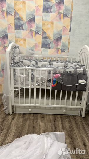 Продам детскую кроватку