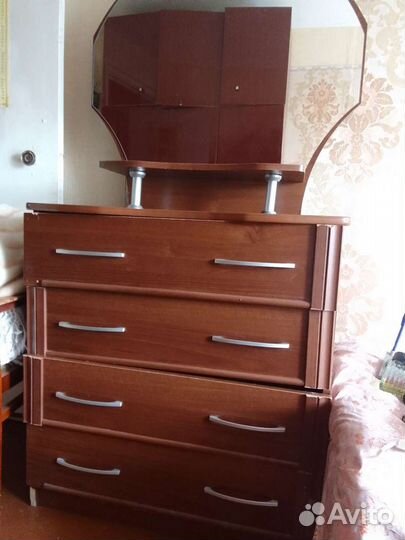 Мебель б/у.для дачи