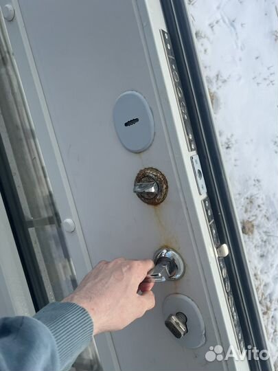 Дверь входная 860х2200