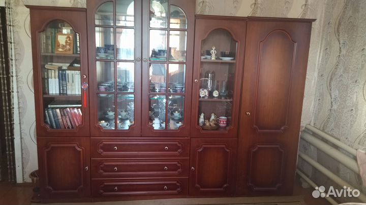 Стенка в гостиную