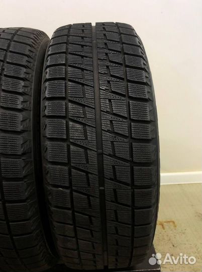 Bridgestone Blizzak Revo2 215/60 R16 98W