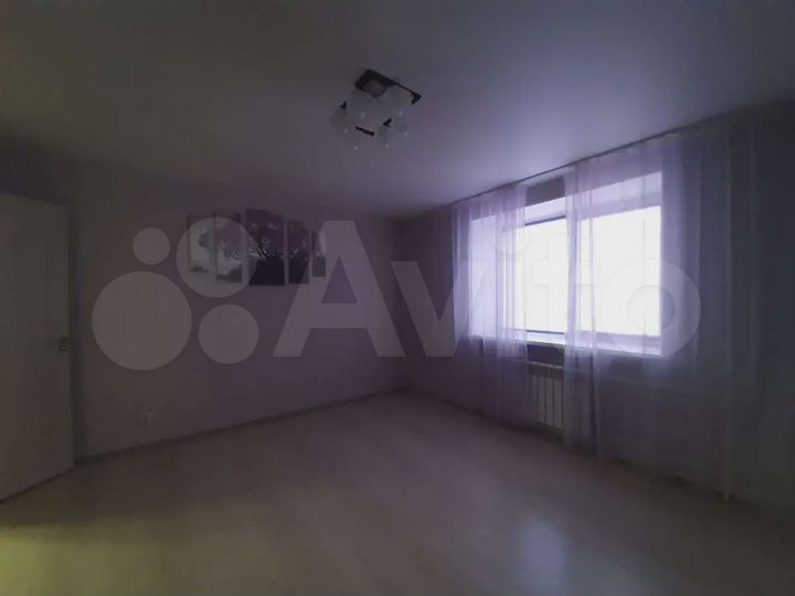 2-к. квартира, 57,1 м², 1/9 эт.