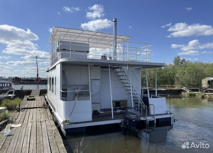 Установка оборудования на лодки катера