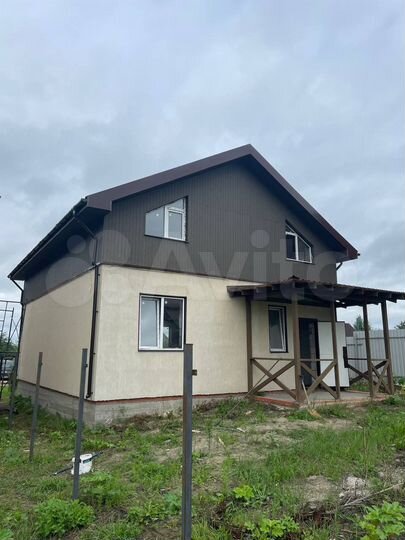 Дом 136 м² на участке 4 сот.