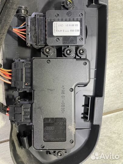Блок кнопок левого сиденья Ауди А4 8Е Б7