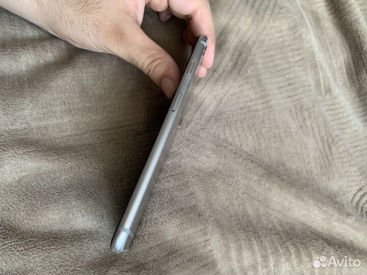 iPhone 6S Plus, 64 ГБ