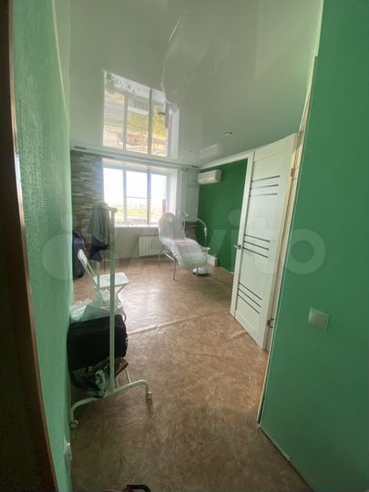 Комната 16 м² в 8-к., 9/9 эт.