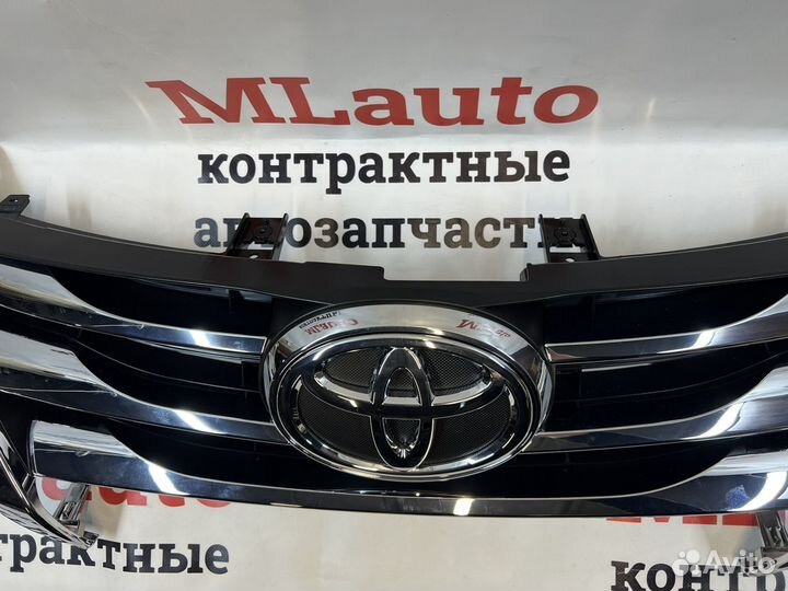 Решетка радиатора передняя Toyota Fortuner 2