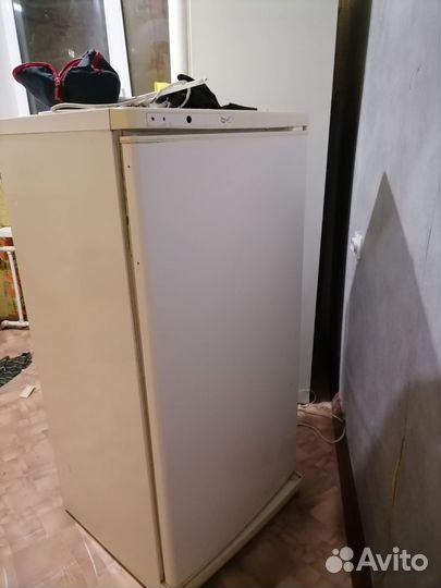 Холодильник бу маленький
