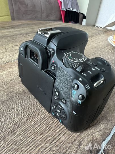 Фотоаппарат canon 800d