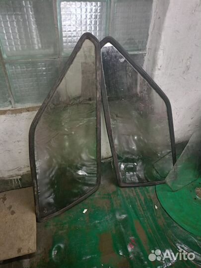 Задние стекла ваз 2108 ваз2113 2шт