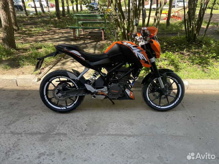 KTM Duke 125