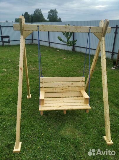Детские качели уличные