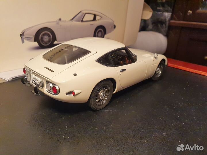 1:18 Autoart Toyota 2000GT White