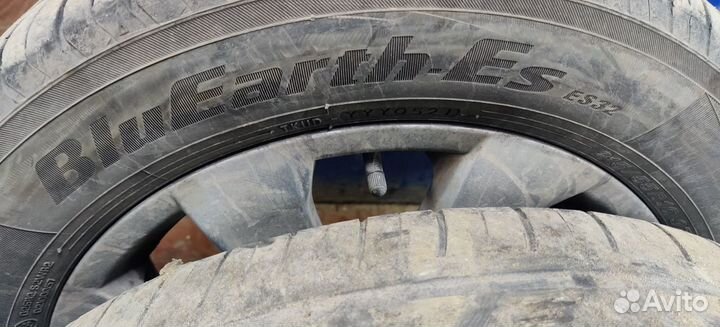 Yokohama Bluearth ES32 215/55 R16 97V, 2 шт