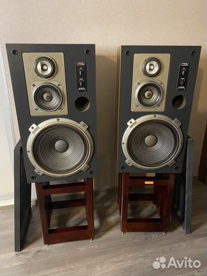 Trio Kenwood LS-606