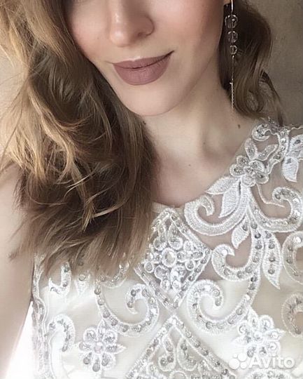 Платье вечернее (концертное, свадебное)