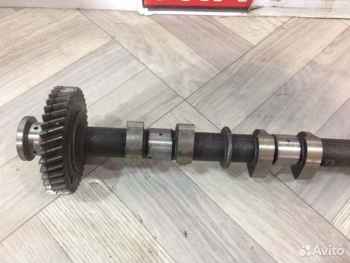 Распредвал выпускной правый Toyota Land Cruiser