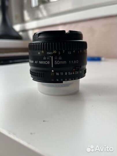 Зеркальный фотоаппарат nikon