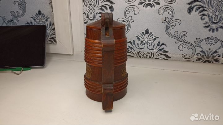 Пивная деревянная кружка