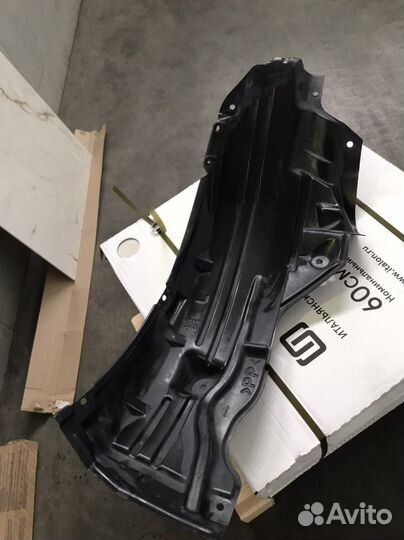 Подкрылок передний левый, задняя часть