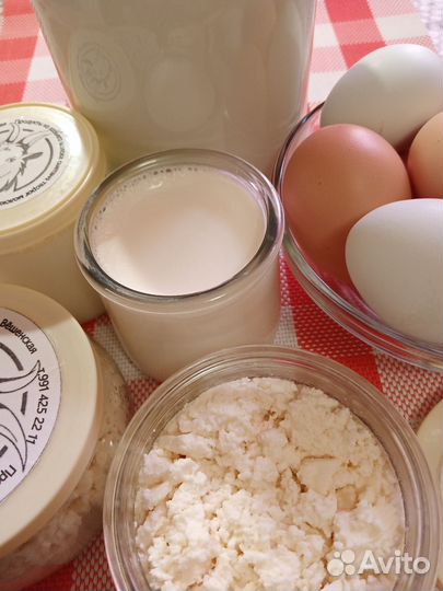 Козье молоко, йогурт, яйца домашние и др