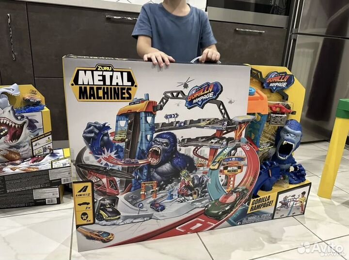 Трек Zuru Metal Machines Gorilla Attack 6726