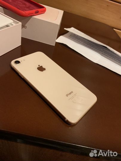iPhone 8, 64 ГБ