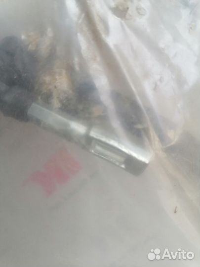 Тросик ручника