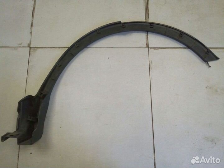 Накладка на крыло заднее правое Toyota RAV4