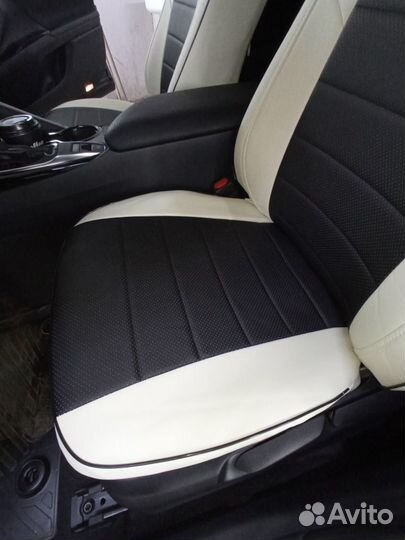 Автомобильные Чехлы из Экокожи Белый+Черный