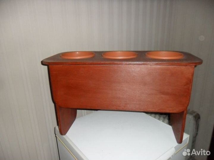 Подставки для цветов с горшками