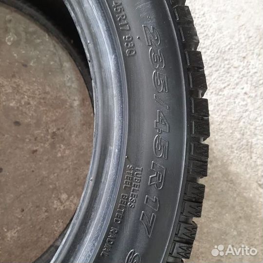 Toyo Observe Garit KX 235/45 R17