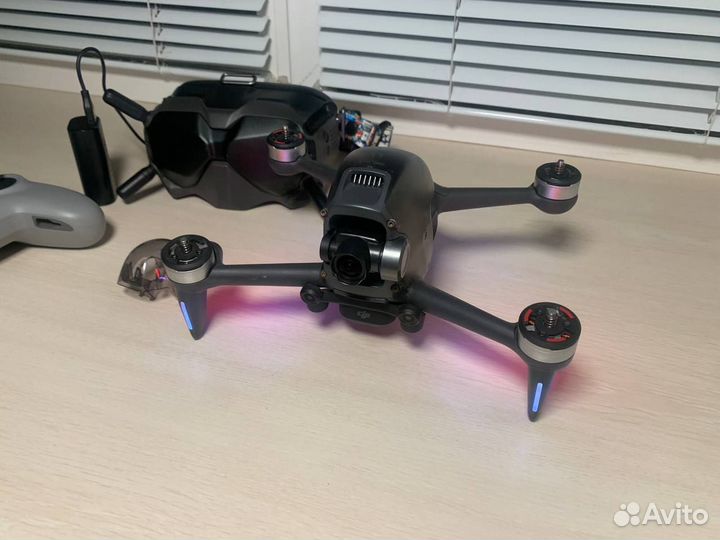 Квадрокоптер dji fpv combo