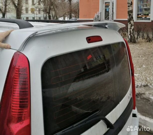 Спойлер Ларгус