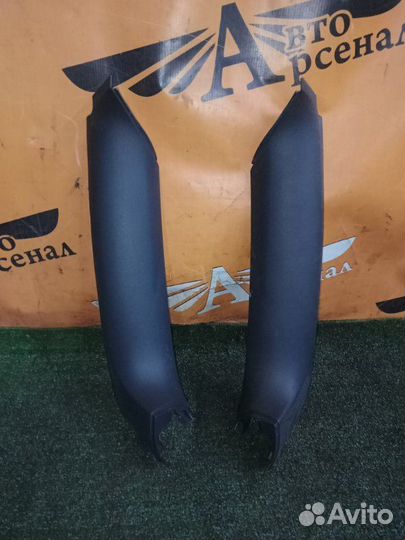 Обшивка двери багажника Volkswagen Touareg