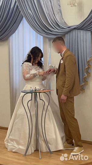 Свадебное платье