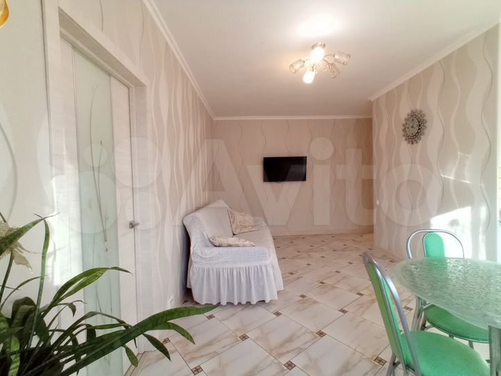 2-к. квартира, 48 м², 2/4 эт.