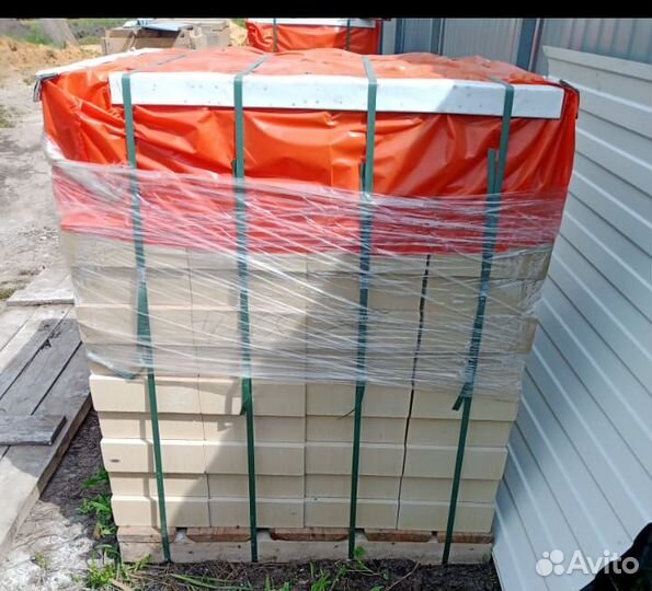 Продаются 2 новых поддона