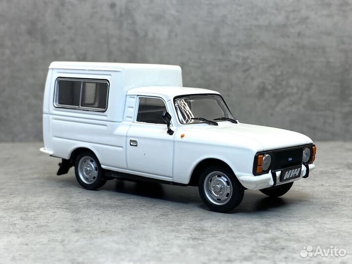 Коллекционная модель иж-27156 каблучок 1:43