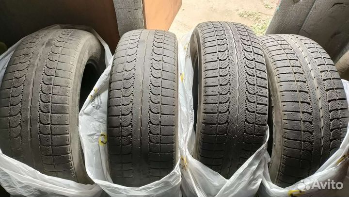 Maxtrek Trek M7 235/65 R18