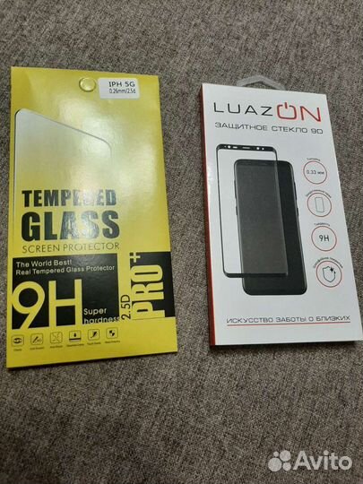 Стекла защитные на айфон
