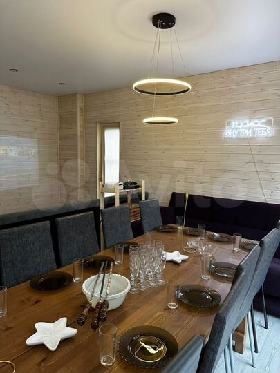 Коттедж 180 м² на участке 10 сот.