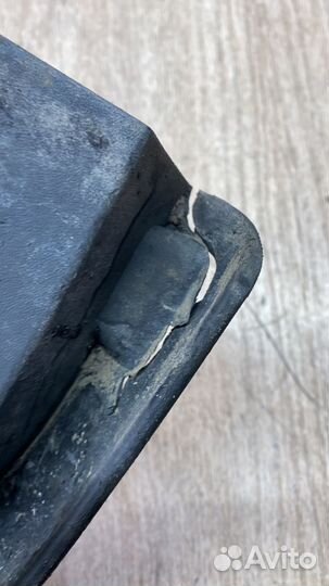 Передний Правый Брызговик Kia Sportage 3