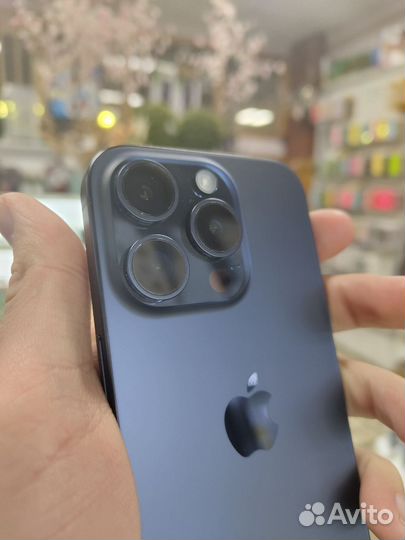 iPhone 15 Pro, 256 ГБ