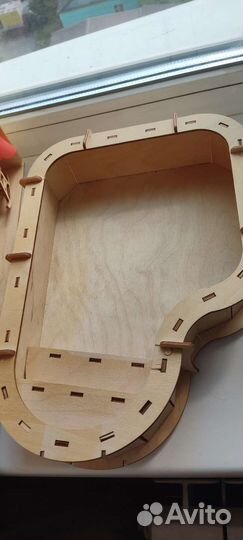 Домик кукольный деревянный с бассейном и мебелью