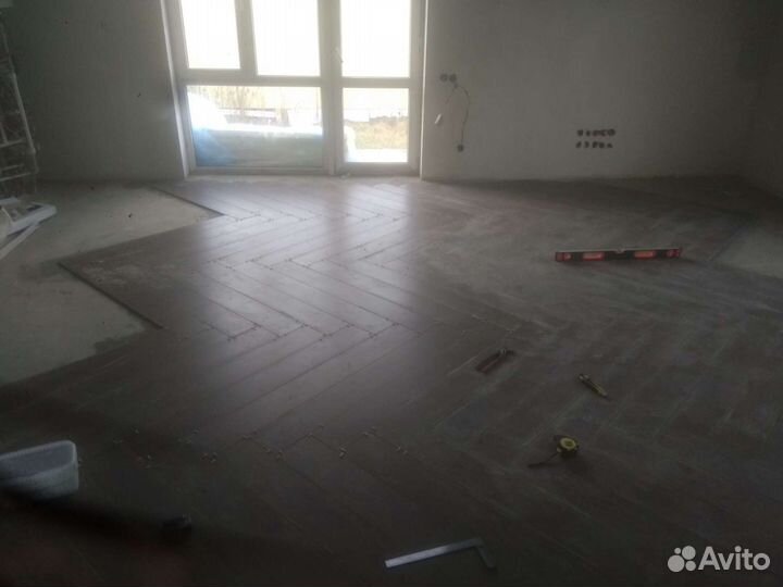 Укладка плитки, монтаж потолков